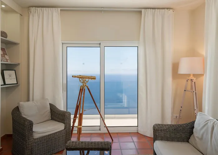 Villa Ourmadeira - Aquarela, Panoramic Seaviews Caniço